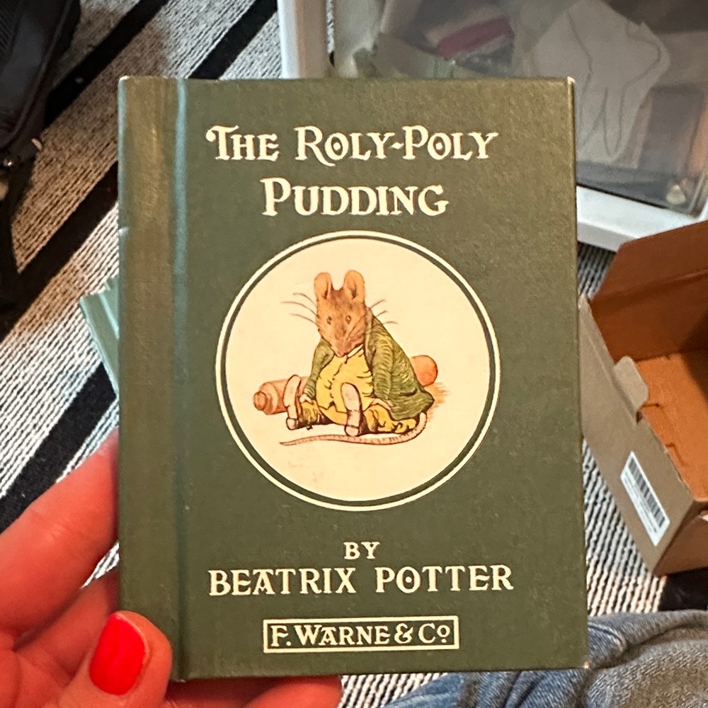 Beatrix Potter 'The Roly-Poly Pudding' Book - Green Cover